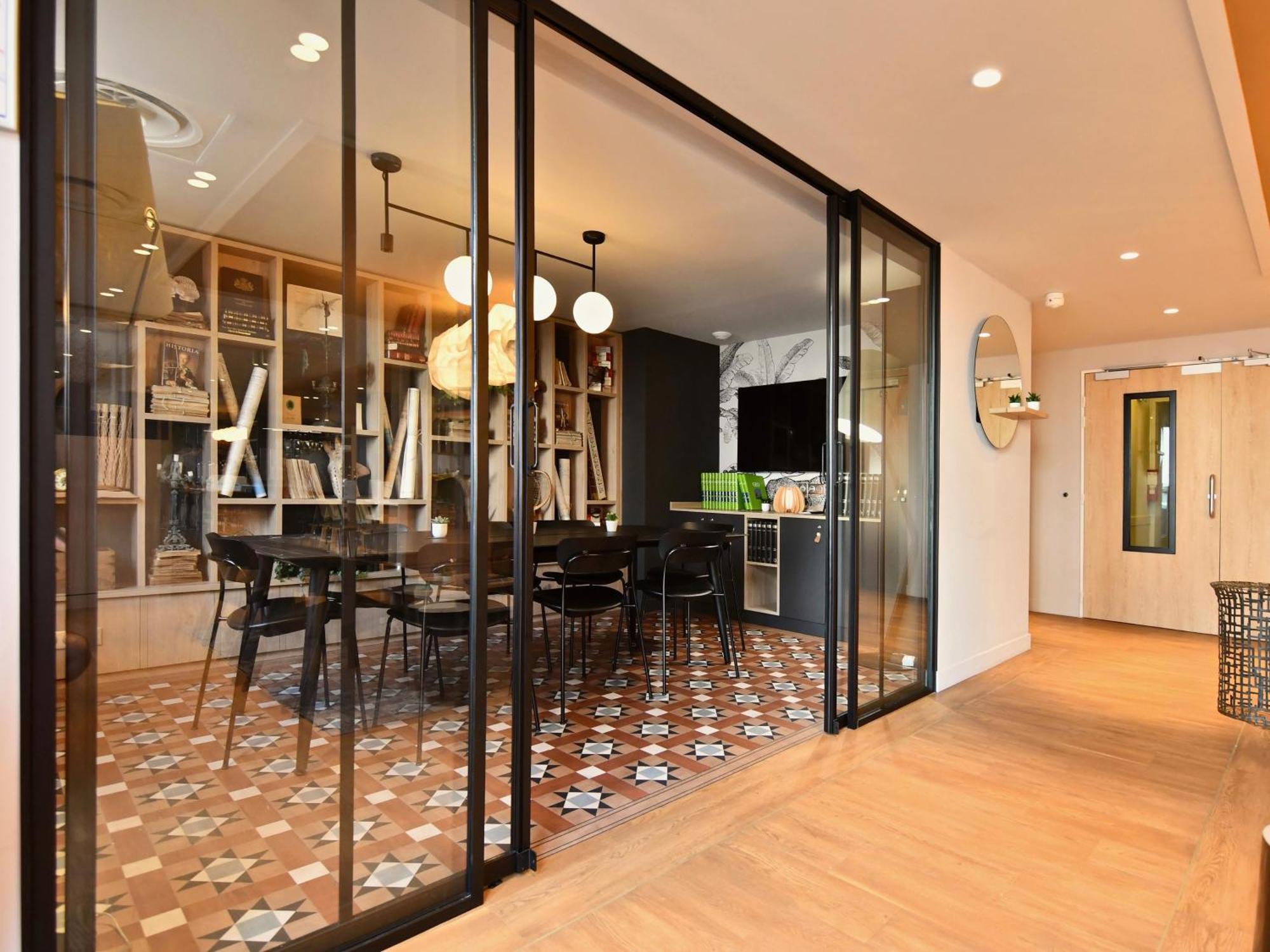 Ibis Styles Nantes Reze Aeroport Hotel Buitenkant foto