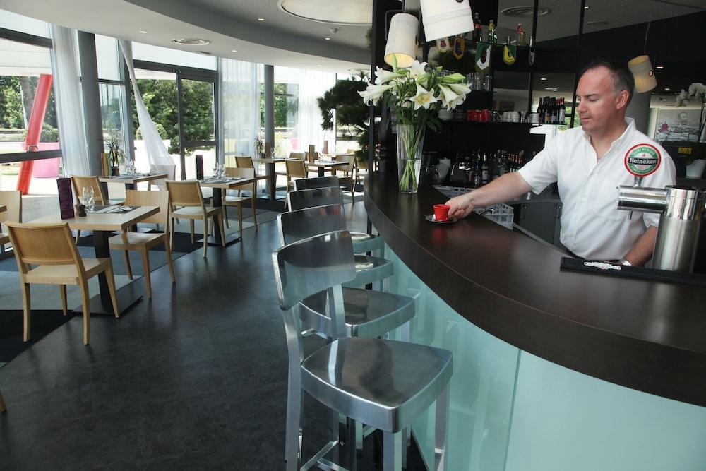 Ibis Styles Nantes Reze Aeroport Hotel Buitenkant foto